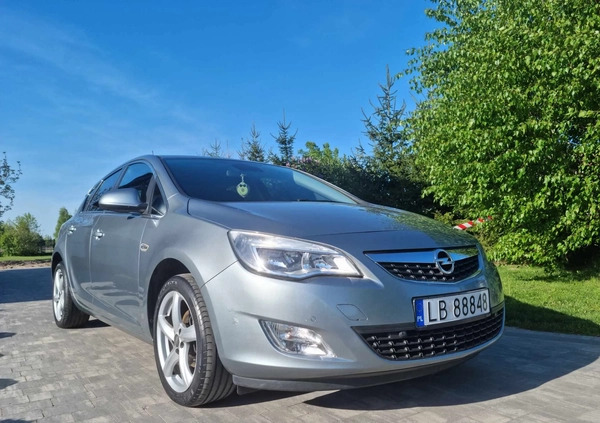 Opel Astra cena 29500 przebieg: 232520, rok produkcji 2012 z Wąsosz małe 29